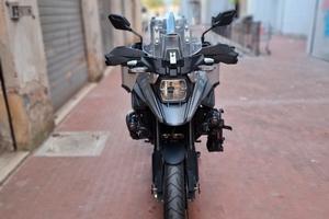Moto v strom