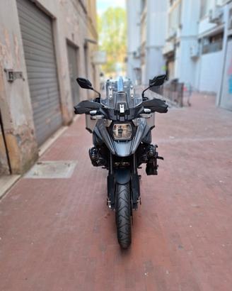 Moto v strom