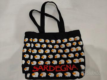 borsa sardegna con tasche