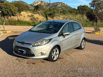 FORD FIESTA 1.4 - 5 porte - Benzina/GPL