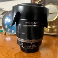 Obiettivo Canon efs 18-200  f:3,5-5,6 is