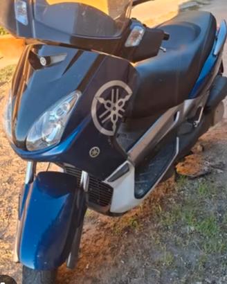 ricambi scooter x max 125/250 burgman250400