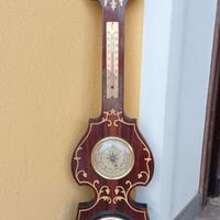 Orologio da parete con stazione barometrica