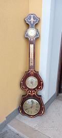 Orologio da parete con stazione barometrica