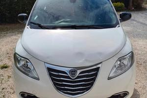 Lancia Ypsilon 2013