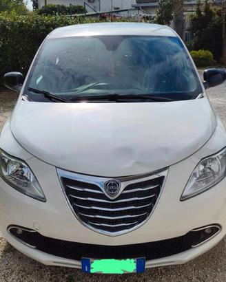 Lancia Ypsilon 2013
