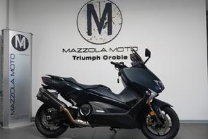 Yamaha T Max 530 DX Akrapovic