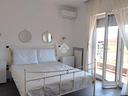 3-locali-a-napoli