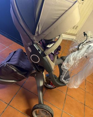Passeggino stokke usato ma tenuto bene