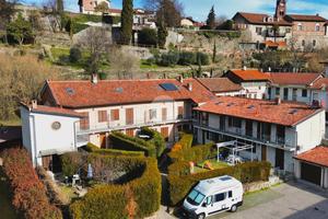 VILLA A SCHIERA A AVIGLIANA