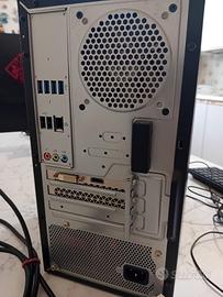 Perfetto ,potente PC completo.