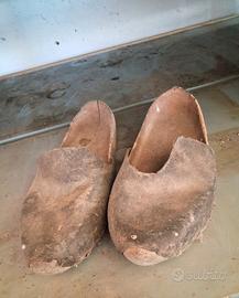 Zoccoli in legno vintage