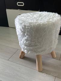 sgabello bianco