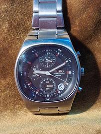 space watch seiko cronograph V657 - 0B30