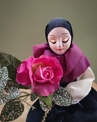 Bambola Pierrot in porcellana vintage 
