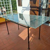 Tavolo in ferro battuto con sedie
