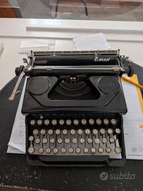 Macchina da scrivere Everest funzionante