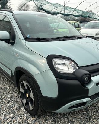 Fiat Panda 1.0 FireFly S&S Hybrid City Cross 5 pos