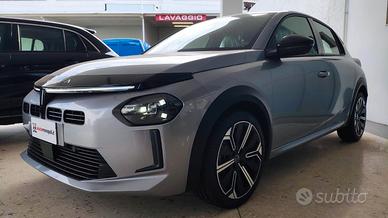 Lancia Ypsilon Hybrid e-DCT