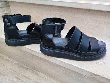 Sandali neri tre cinturini Dr. Martens numero 41