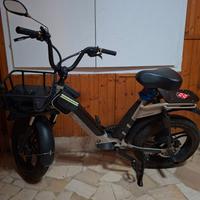Bici elettrica xp tenuta molto bene....