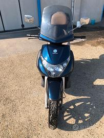 scooter Beverly blu metallizzato 