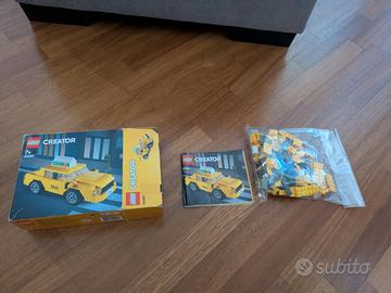 Lego taxi