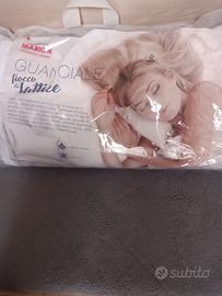 Guanciali Marion in fiochi di lattice