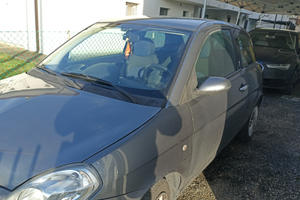 Lancia y usata