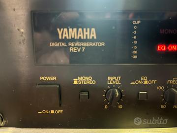 Digital reverberetor Yamaha rev7