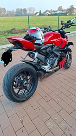 Ducati Street Fighter V2 '22