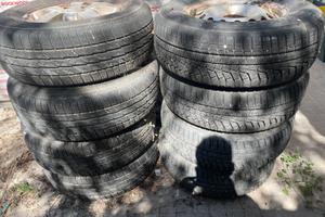 2 set di gomme con cerchioni - 245/70R16