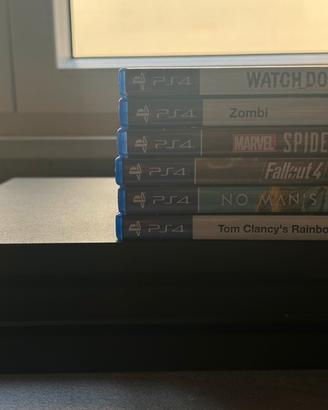 PS4 pro 1TB + 6 giochi