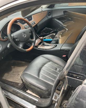 SEDILI ANTERIORI MERCEDES CLS W219 SEDILI MERCEDES