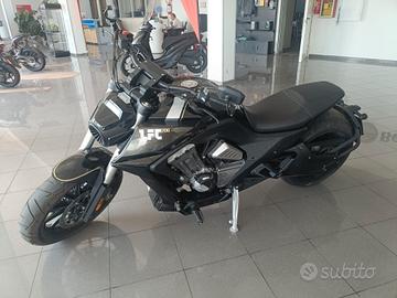 Benda Motorcycles LFC 700