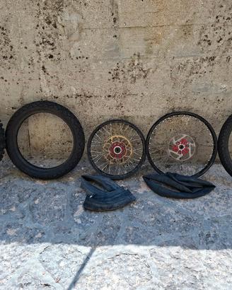 Cerchi e gomme enduro 