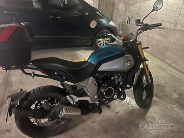 CF Moto CL-X 700 ADV