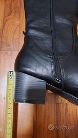 Stivali alti in pelle 44