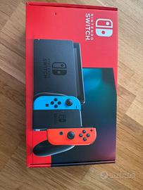 Console Nintendo Switch + 4 Giochi