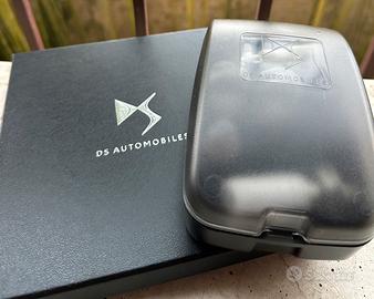 KIT DS : emergenza luci e porta documenti