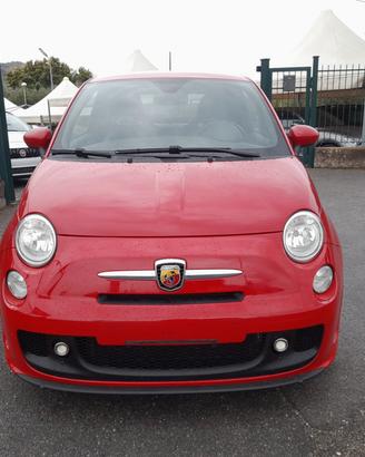 Abarth 500 1.4 Turbo T-Jet Custom