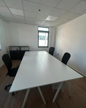 Ufficio privato con 4 postazioni