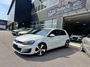 volkswagen-golf-gti-2-0