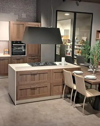 Nuova cucina Stosa City con isola centrale/tavolo