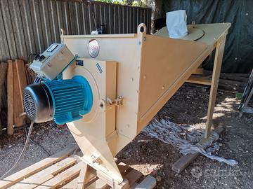 Mulino cereali con serbatoio miscelatore SBUELZ