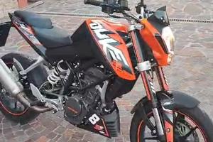 KTM DUKE 125