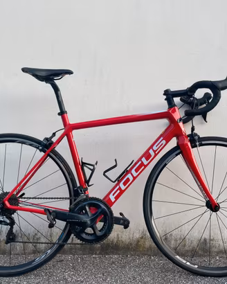 bici da corsa in carbonio FOCUS IZALCO 2021