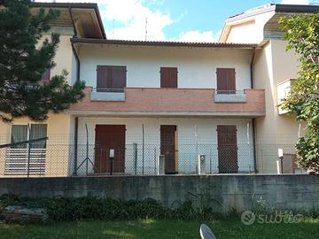 Villetta a schiera su 2 piani 140 mq. al grezzo