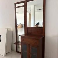 Mobile ingresso con specchio