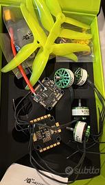Droni componenti tmotor motori fc esc e eliche